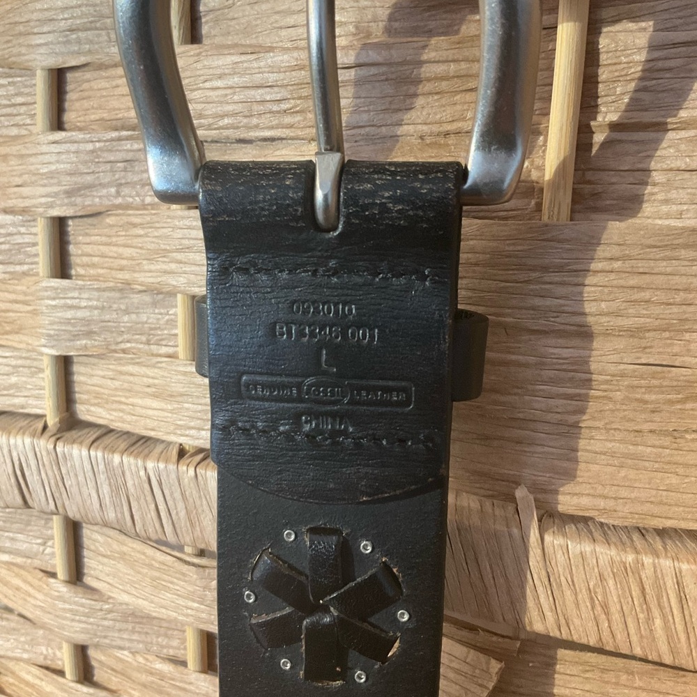 NWOT Fossil Leather Belt - Picture 2 of 5
